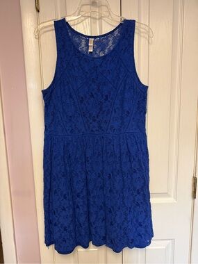 xhilaration blue lace dress XHILARATION Blue Lace Dress w/Lining~Fit and Flare~Cap Sleeve~Sz M~Floral  Print
